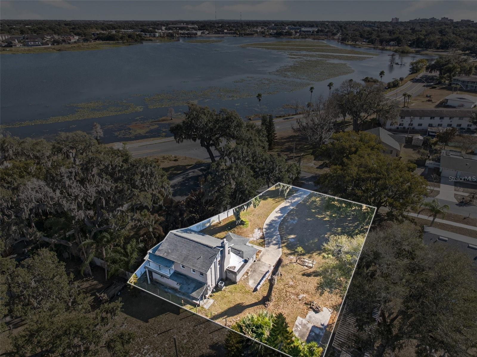 Image 26 of 27 For 842 Channing Road