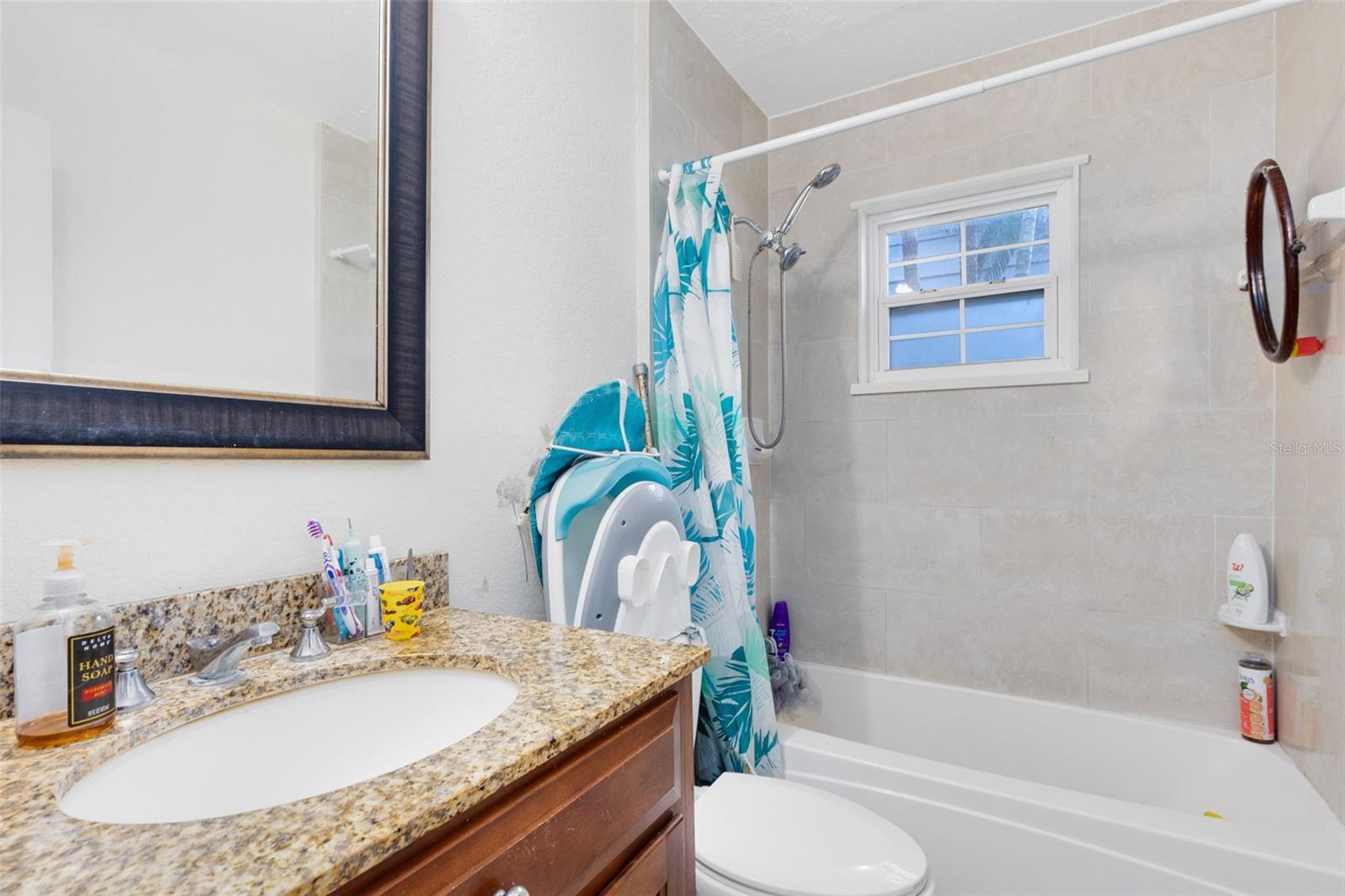 Image 26 of 32 For 607-609 California Avenue