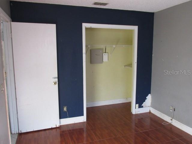 Image 8 of 18 For 7651 Rio Pinar Lakes Boulevard