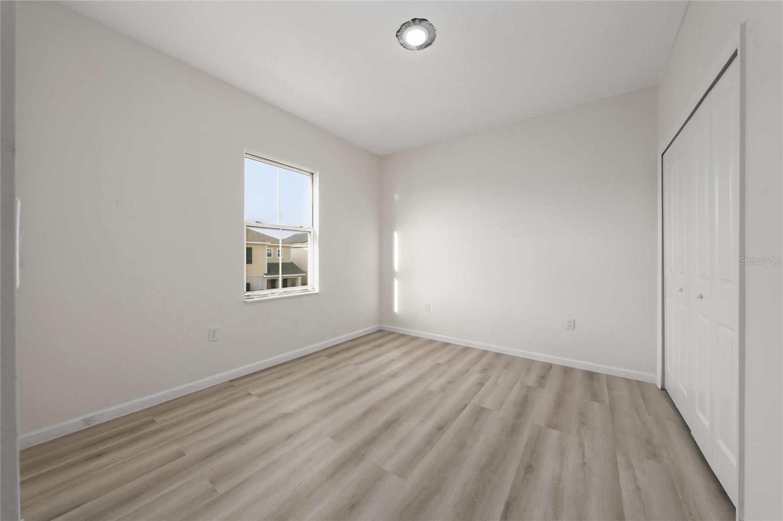 Image 10 of 32 For 6404 Sprucepine Lane