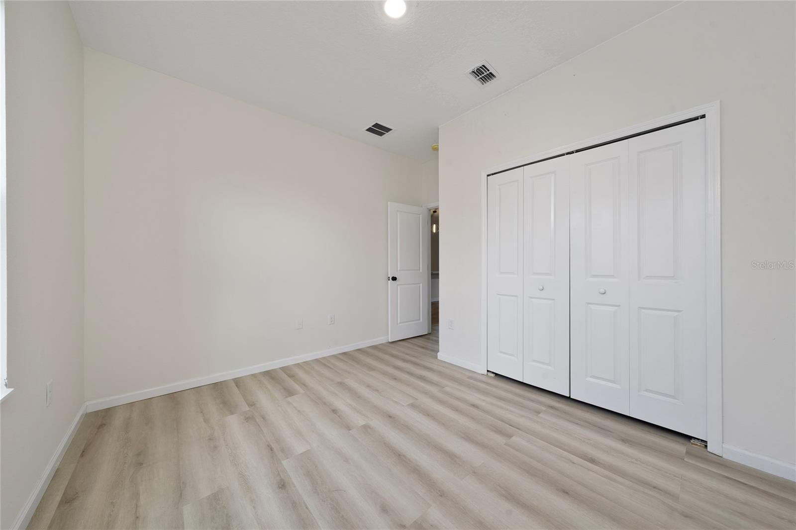 Image 16 of 32 For 6404 Sprucepine Lane