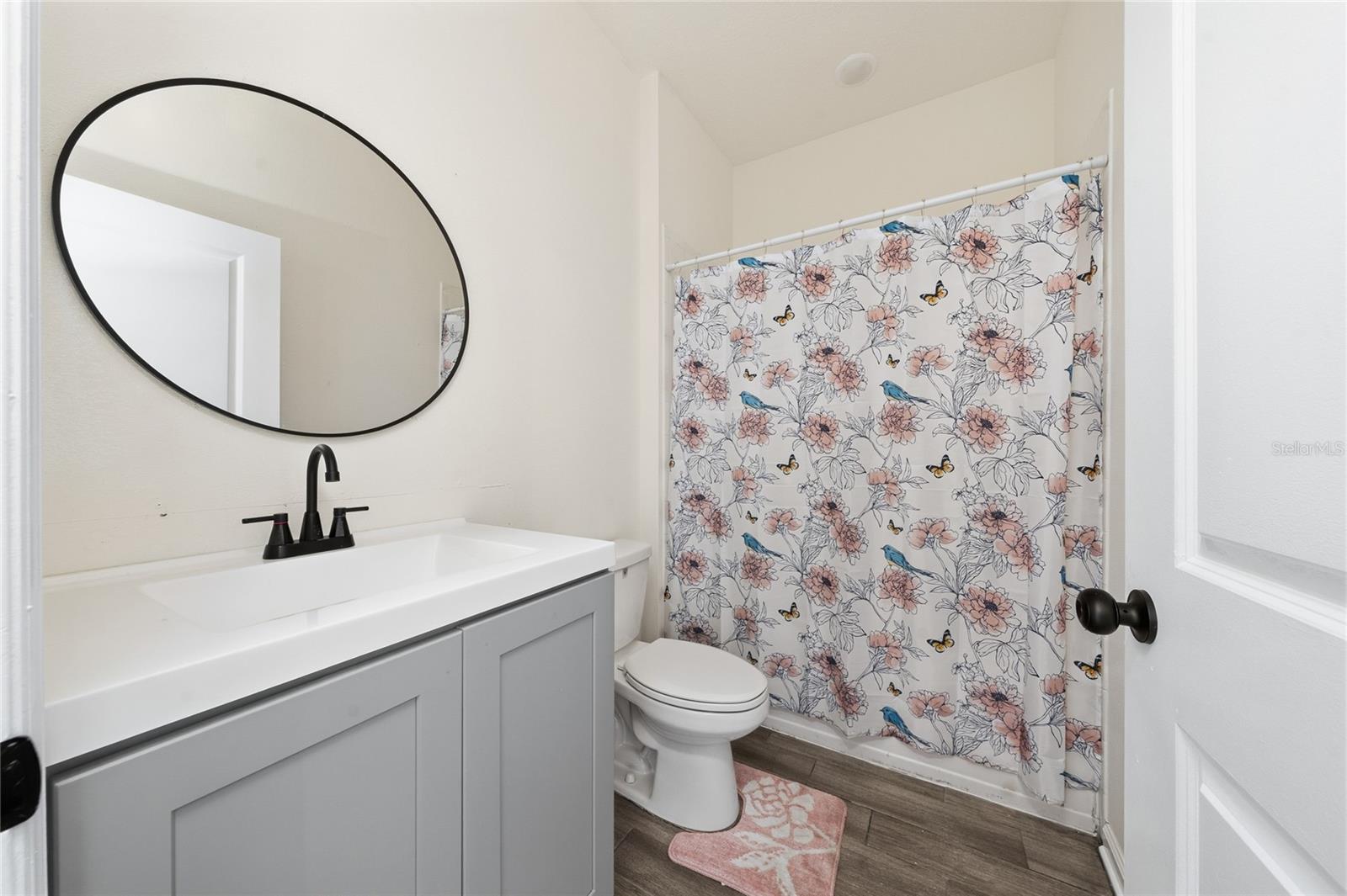 Image 22 of 32 For 6404 Sprucepine Lane