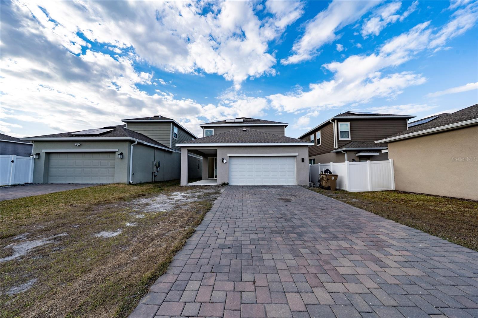 Image 25 of 32 For 6404 Sprucepine Lane