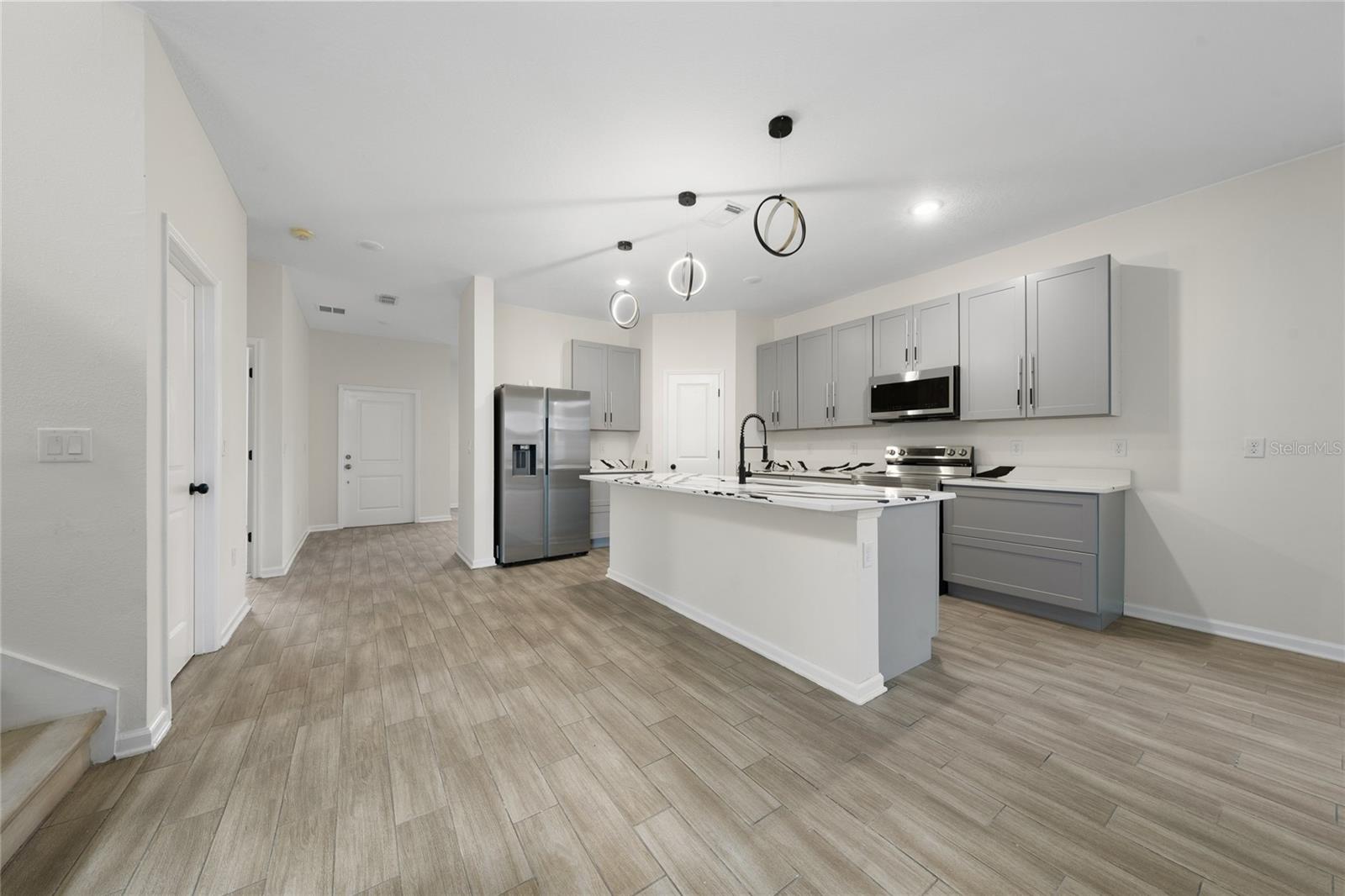 Image 4 of 32 For 6404 Sprucepine Lane