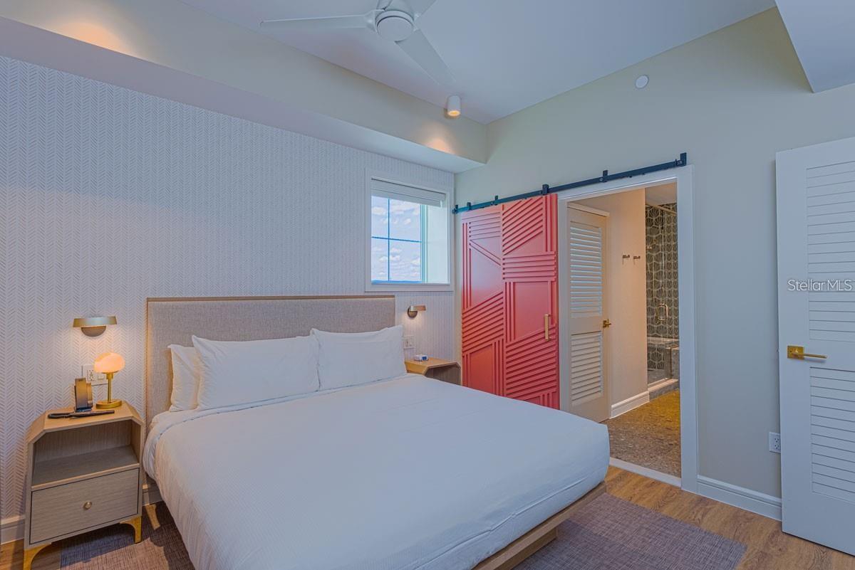 Image 10 of 31 For 3151 Sunset Walk Drive 518