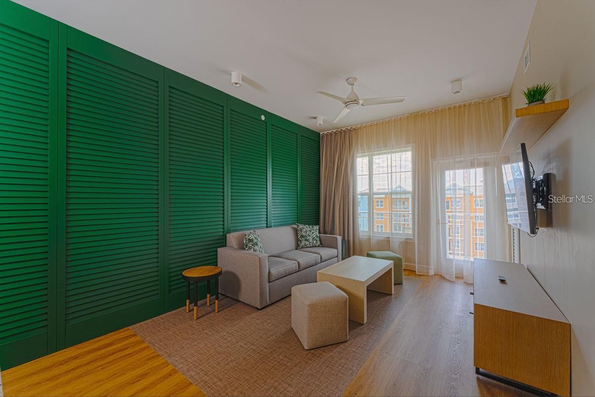 Image 7 of 31 For 3151 Sunset Walk Drive 518