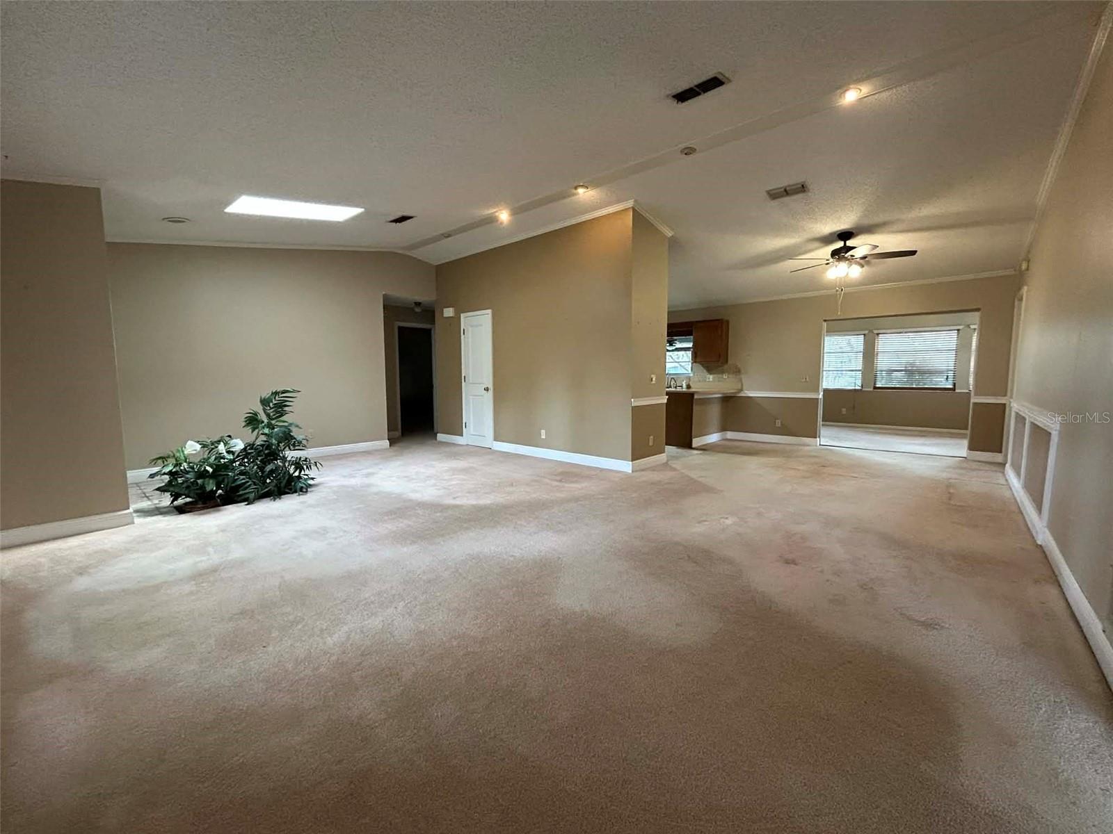 Image 10 of 22 For 1740 King George Drive