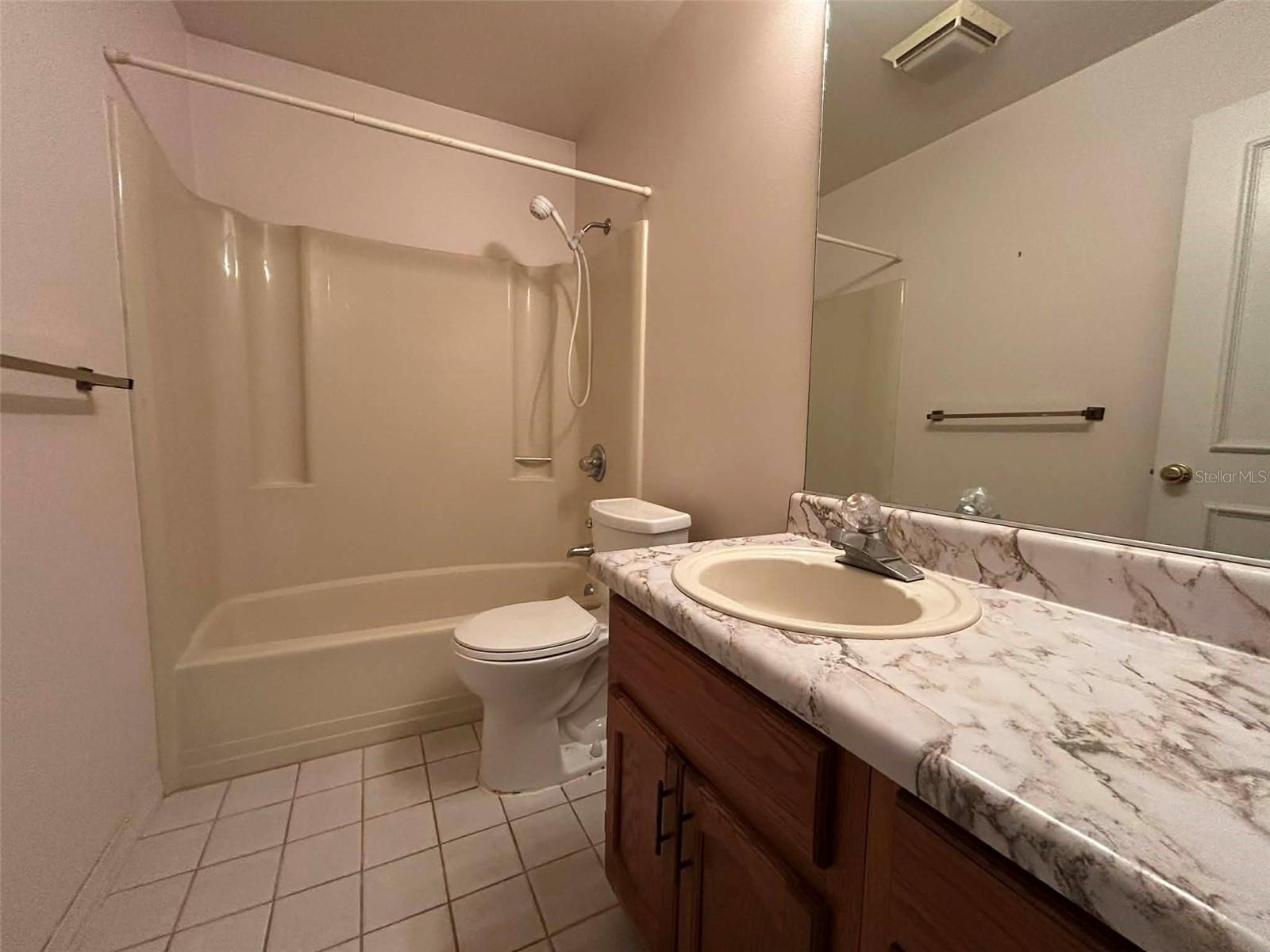 Image 20 of 22 For 1740 King George Drive