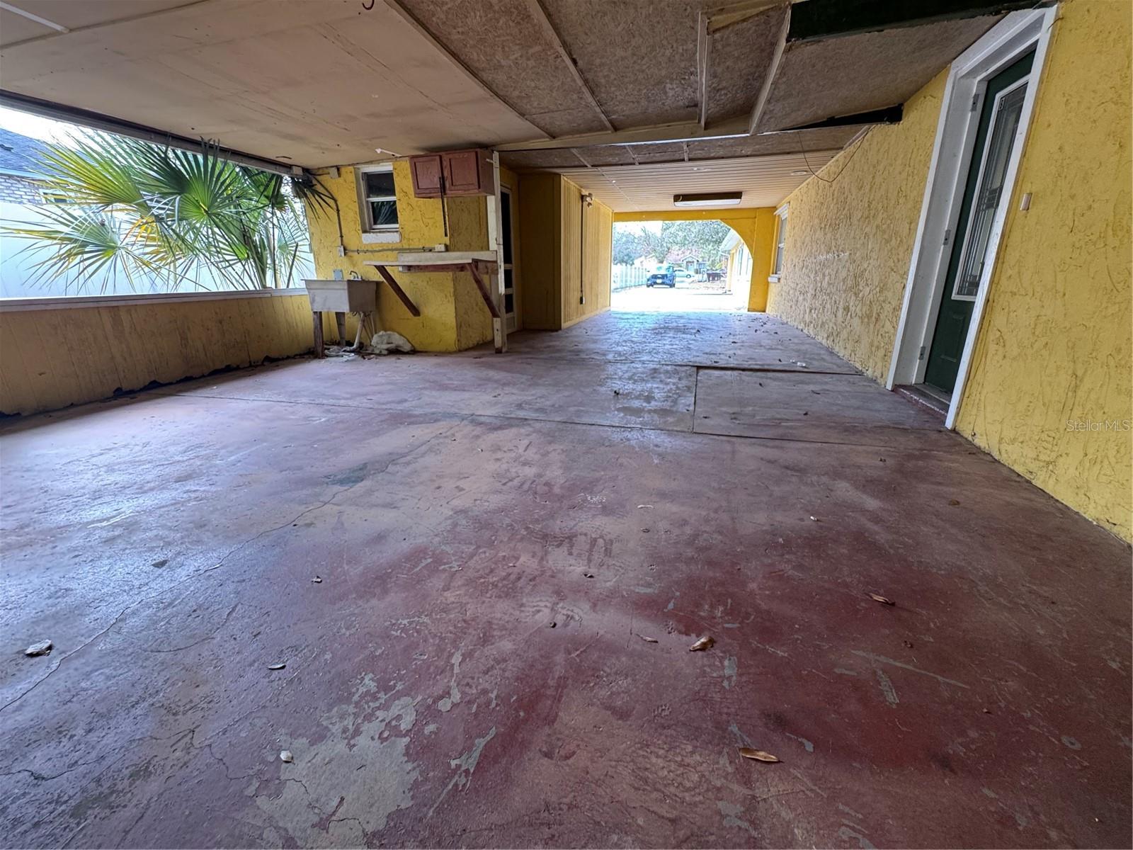 Image 6 of 27 For 3575 Michigan Avenue