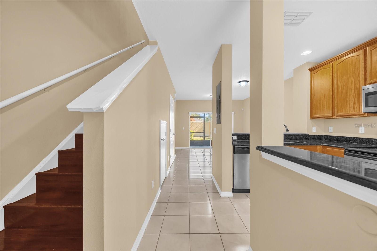 Listing photo id 1 for 3577 Wilshire Way Road 61