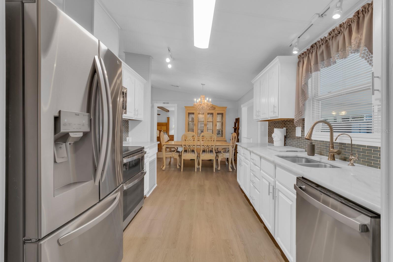 Image 11 of 45 For 1631 Foxway Drive