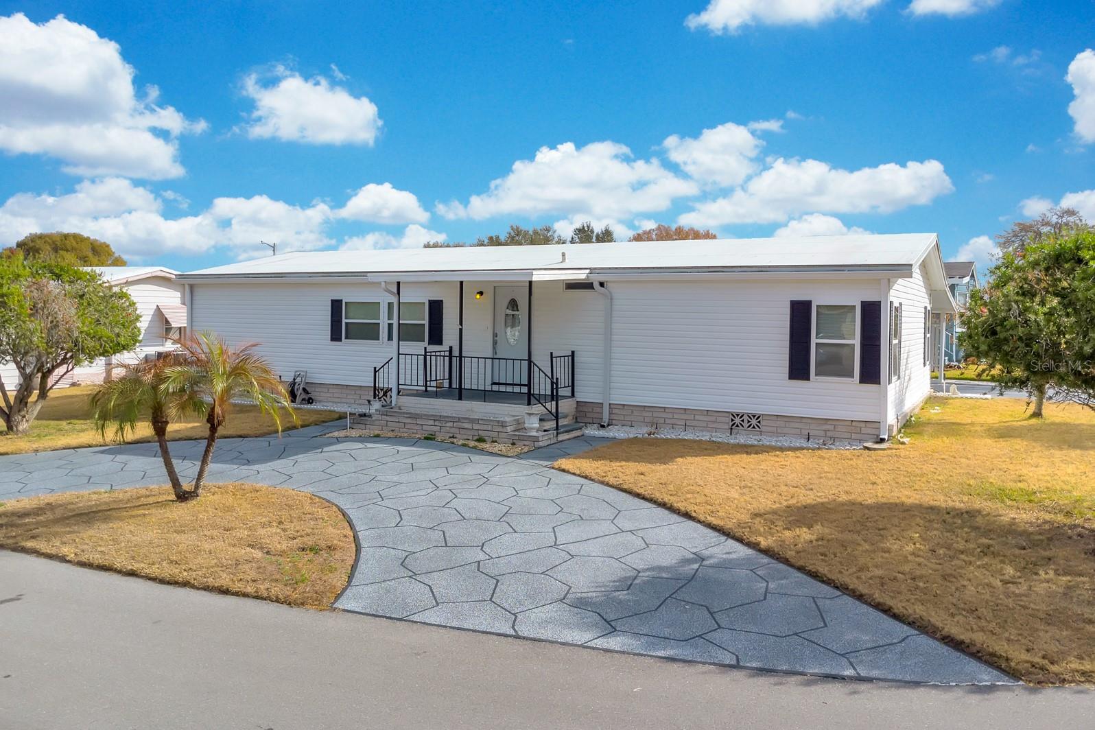 Image 30 of 45 For 1631 Foxway Drive