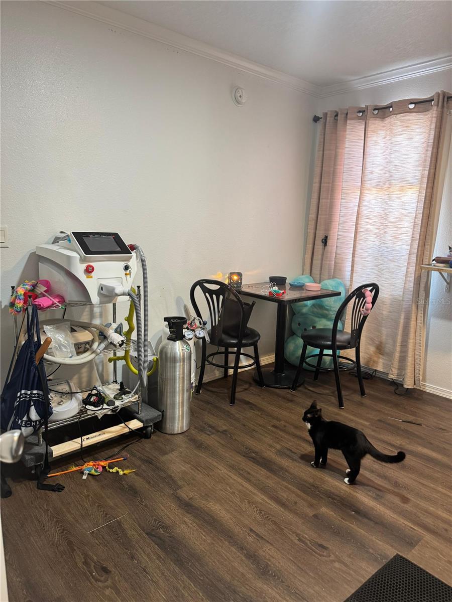 Image 14 of 19 For 609 Kings Ridge Loop