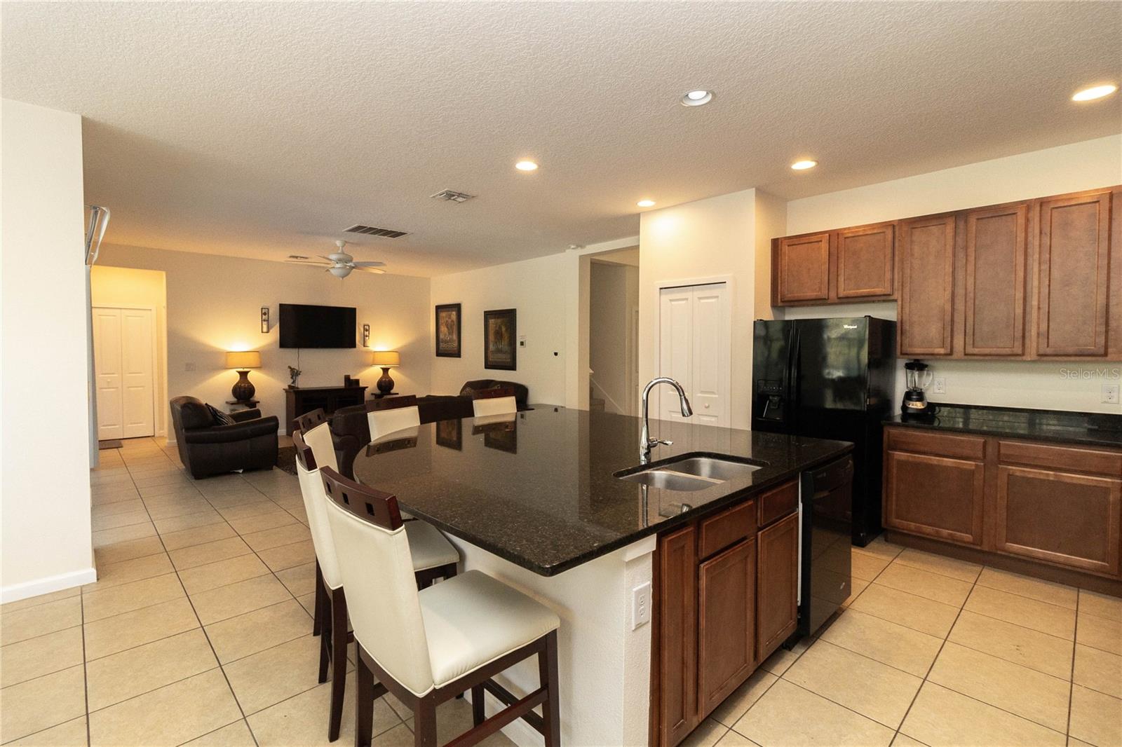 Image 9 of 56 For 478 Marcello Boulevard