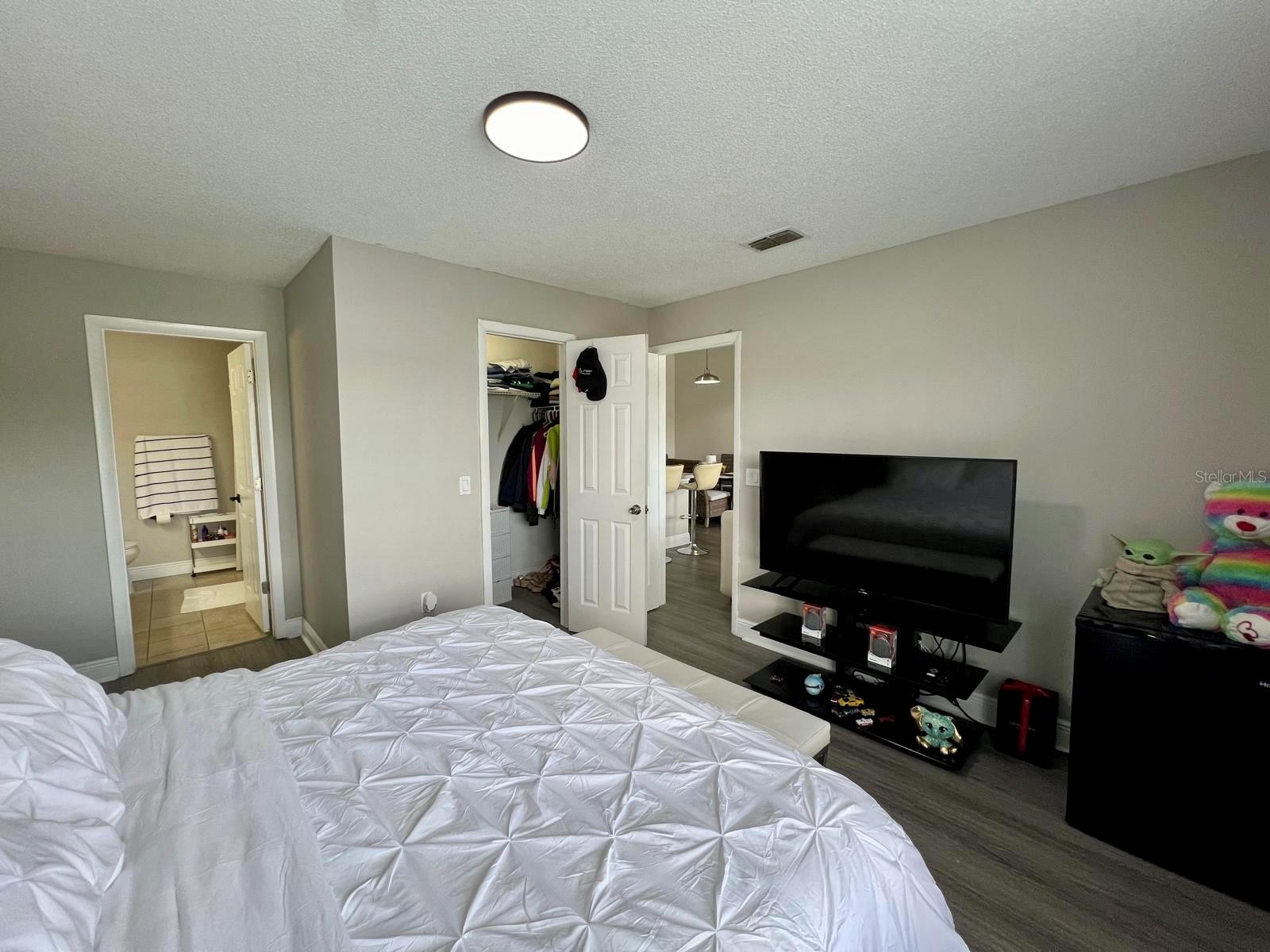 Image 12 of 22 For 1213 Bermuda Lakes Lane 208