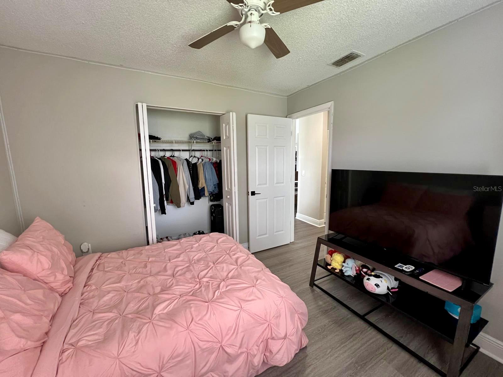 Image 15 of 22 For 1213 Bermuda Lakes Lane 208