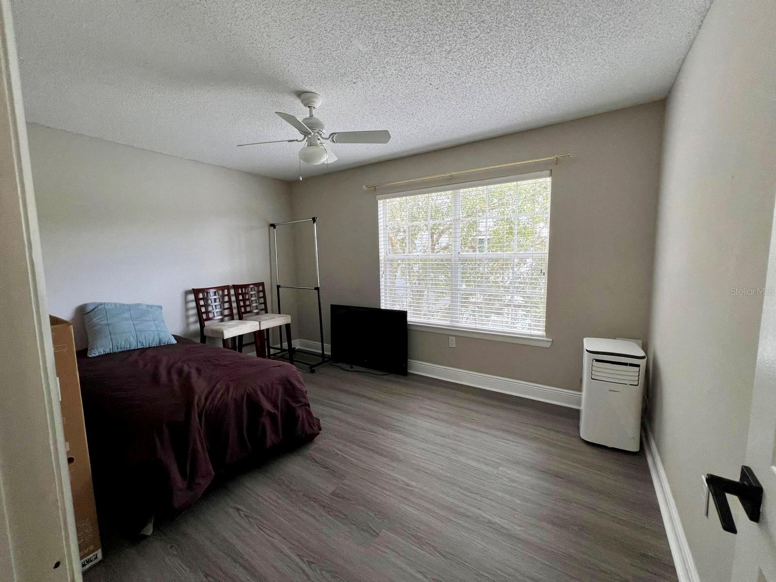 Image 17 of 22 For 1213 Bermuda Lakes Lane 208