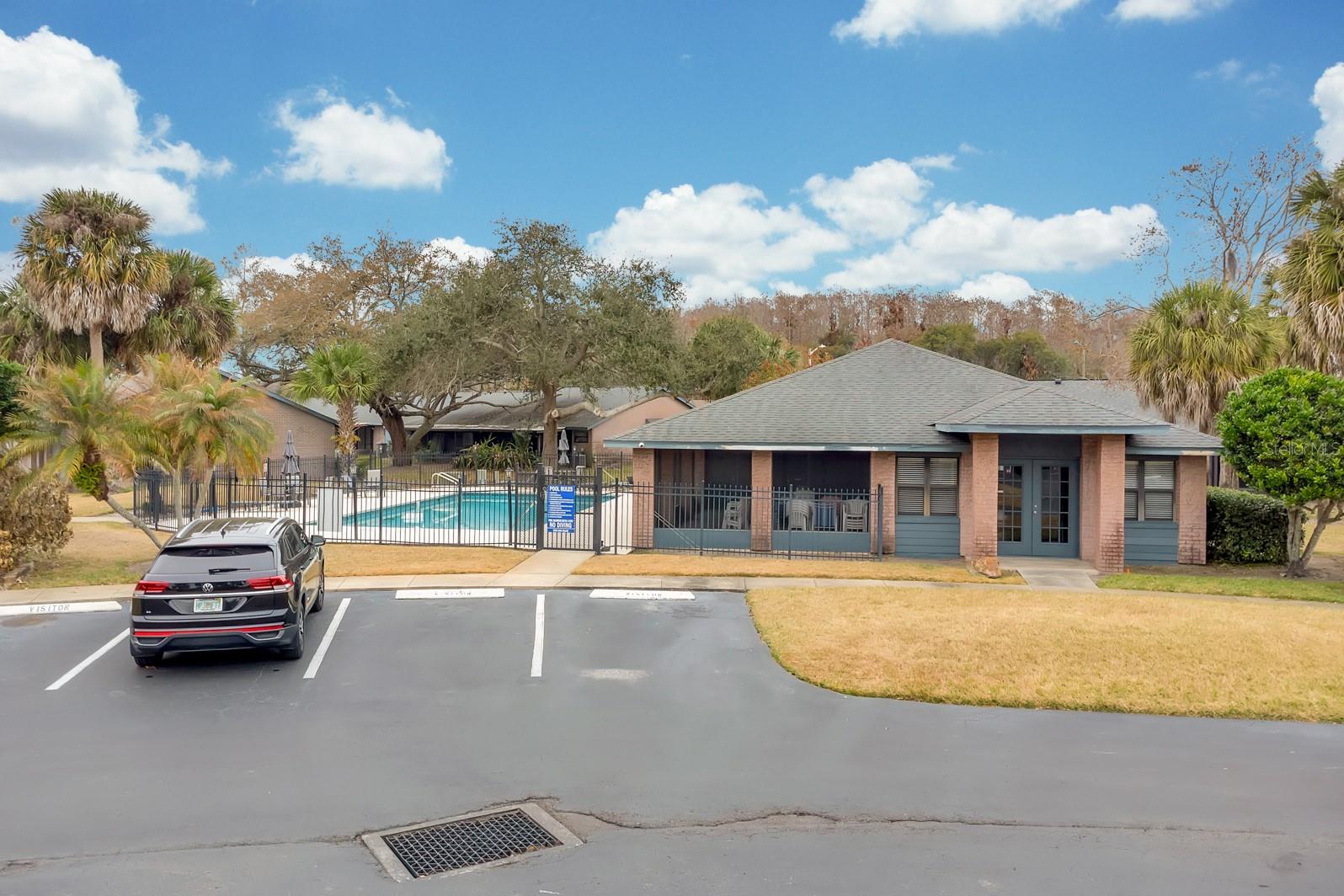 Image 13 of 38 For 2432 King Oak Court