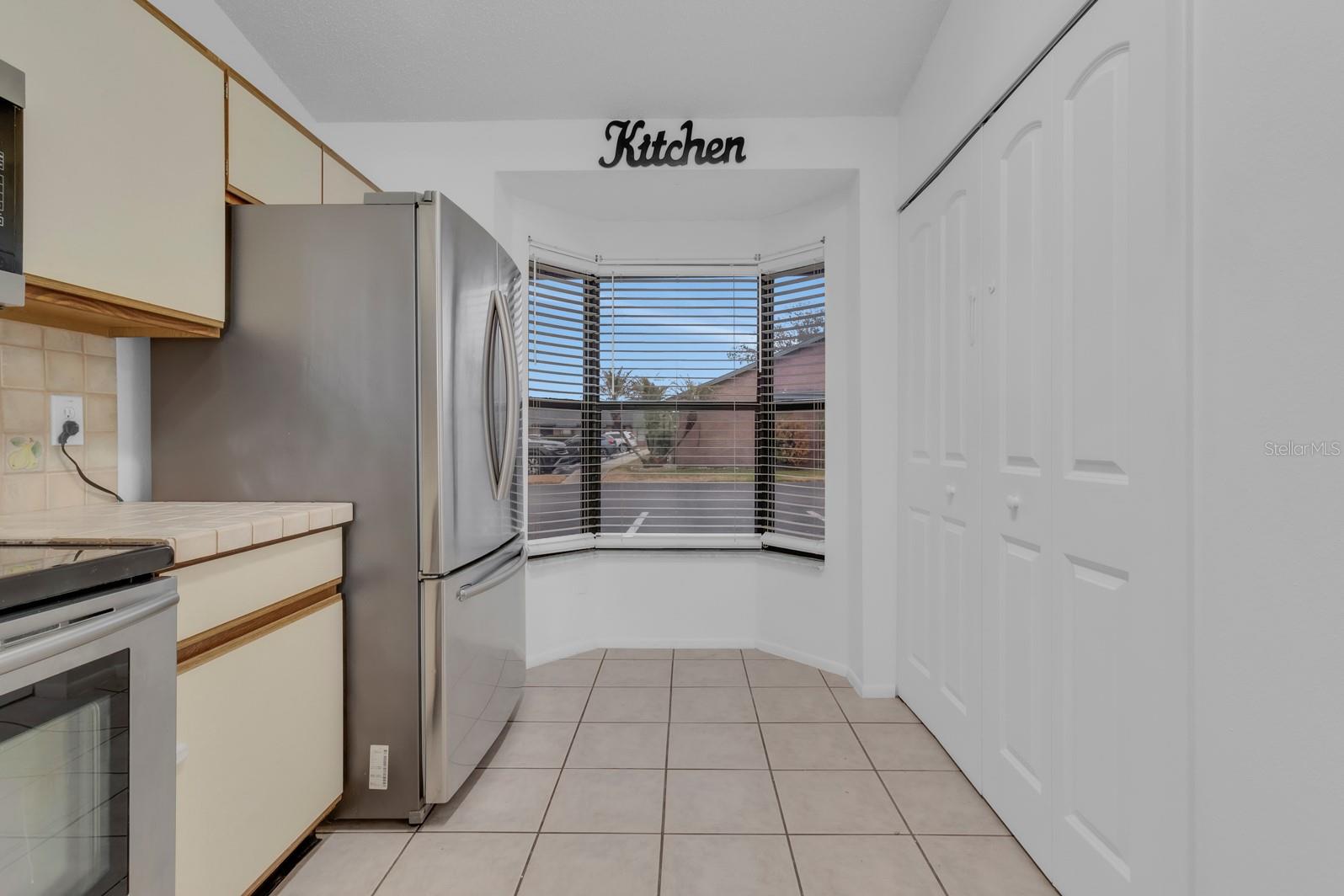 Image 26 of 38 For 2432 King Oak Court