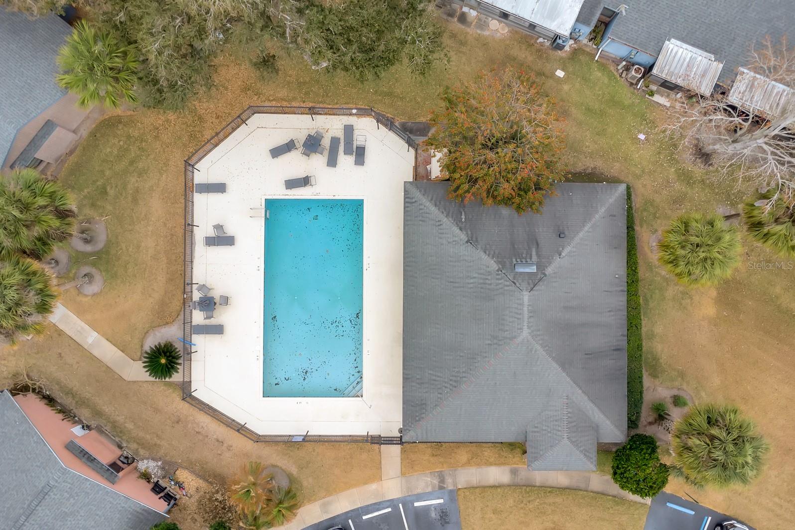 Image 9 of 38 For 2432 King Oak Court