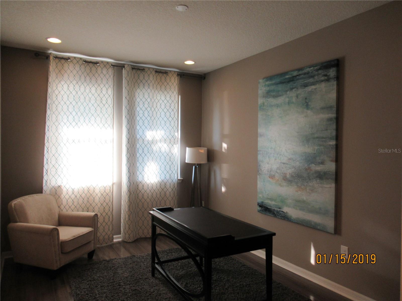 Image 4 of 65 For 8067 Pond Apple Drive