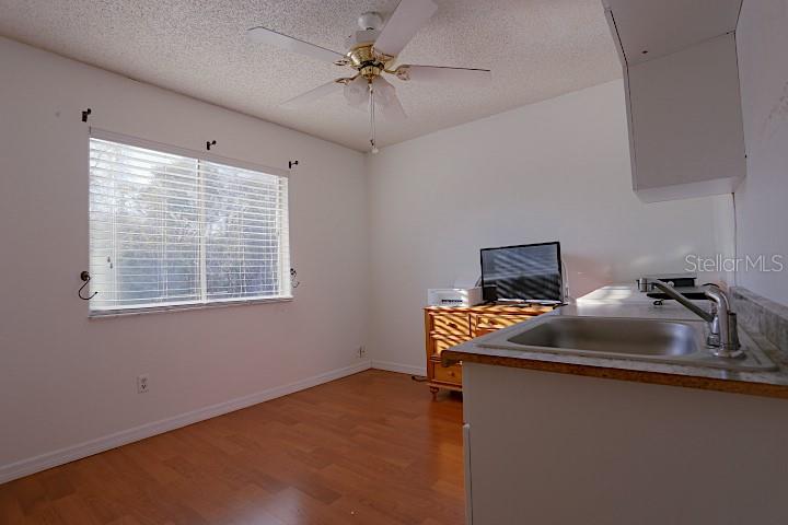 Image 20 of 25 For 12572 Wisconsin Woods Lane