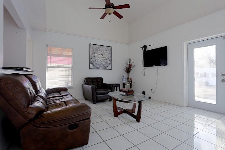 Image 8 of 25 For 12572 Wisconsin Woods Lane