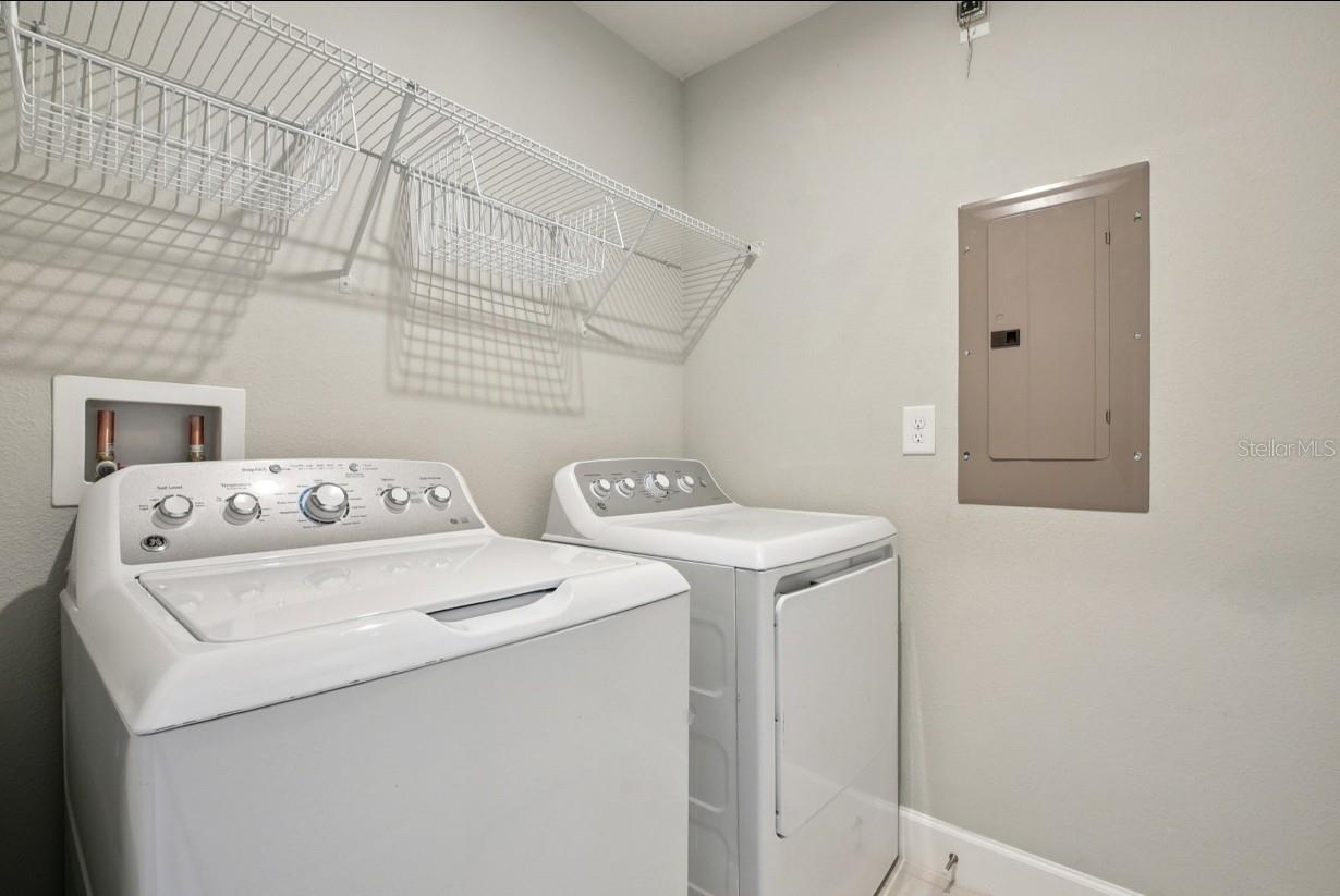 Image 19 of 27 For 6197 Elfin Herb Way