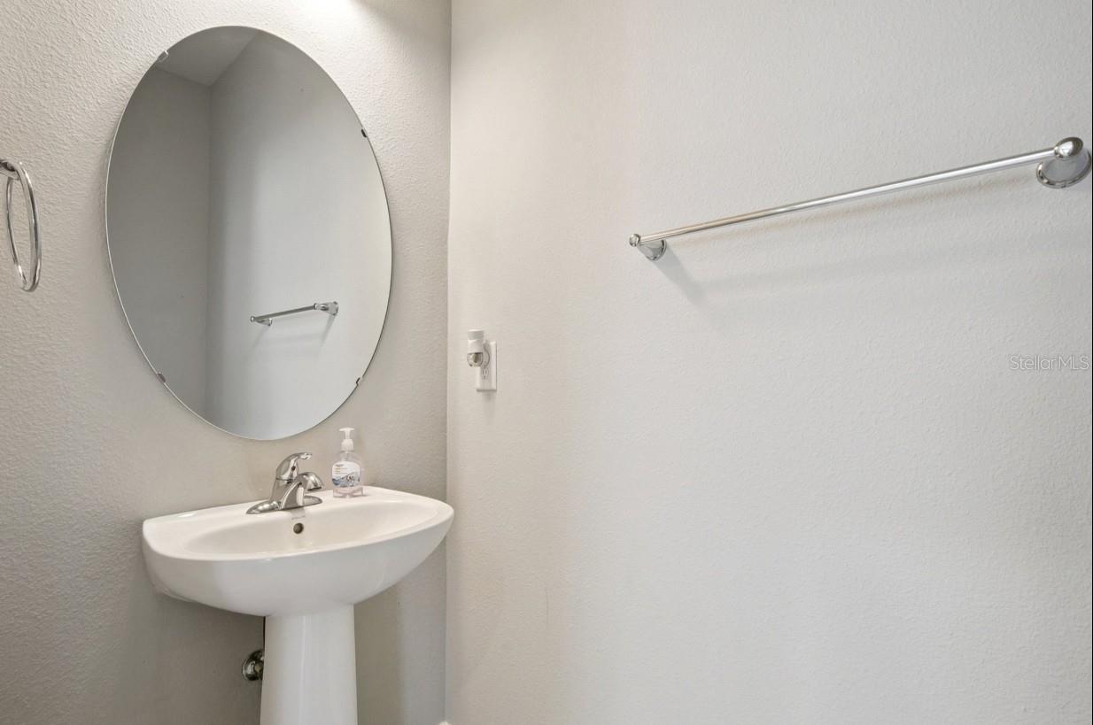 Image 25 of 27 For 6197 Elfin Herb Way