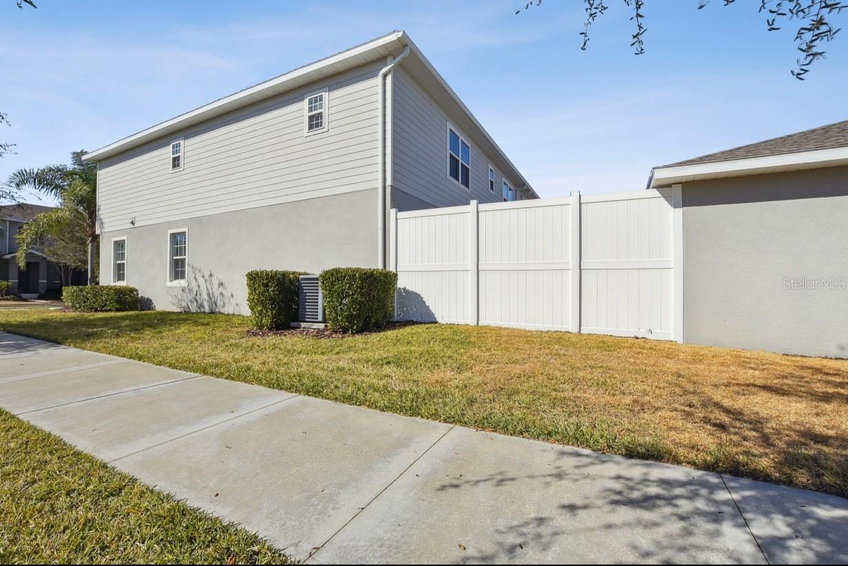 Image 4 of 27 For 6197 Elfin Herb Way