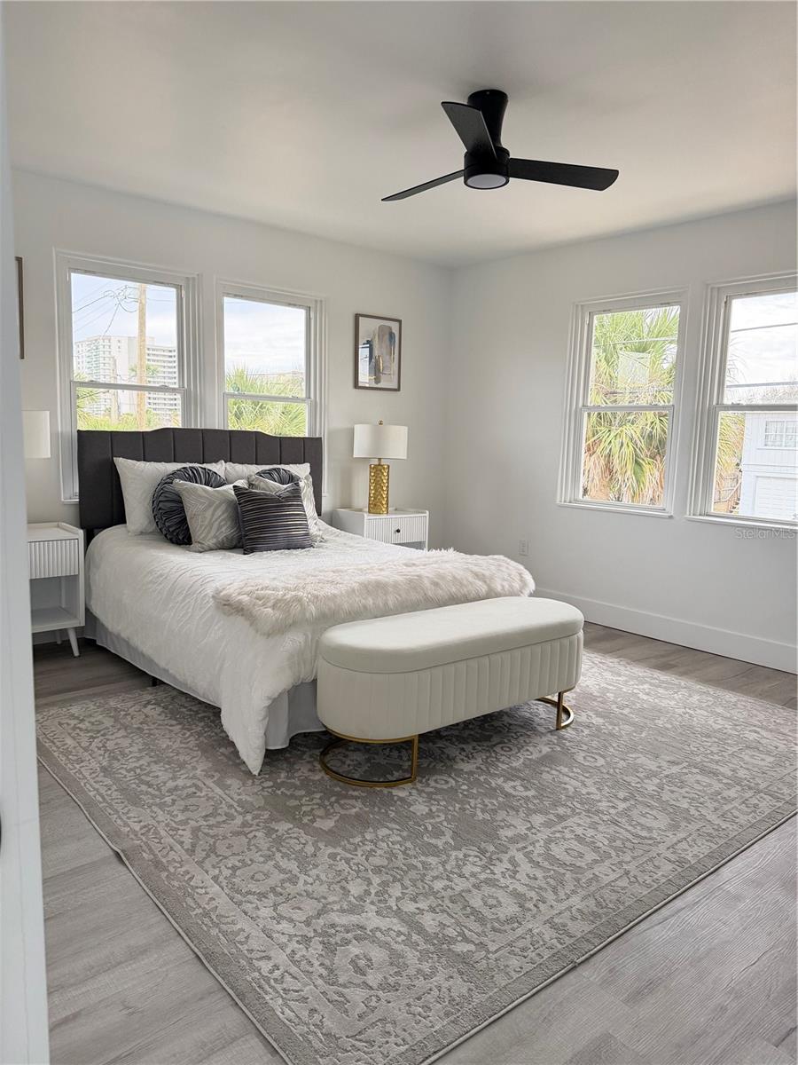 Image 10 of 28 For 2061 Peninsula Drive