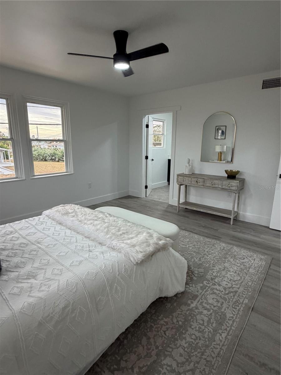 Image 12 of 28 For 2061 Peninsula Drive