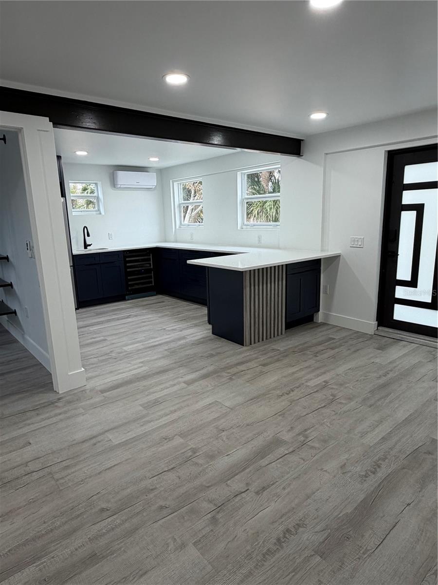 Image 18 of 28 For 2061 Peninsula Drive