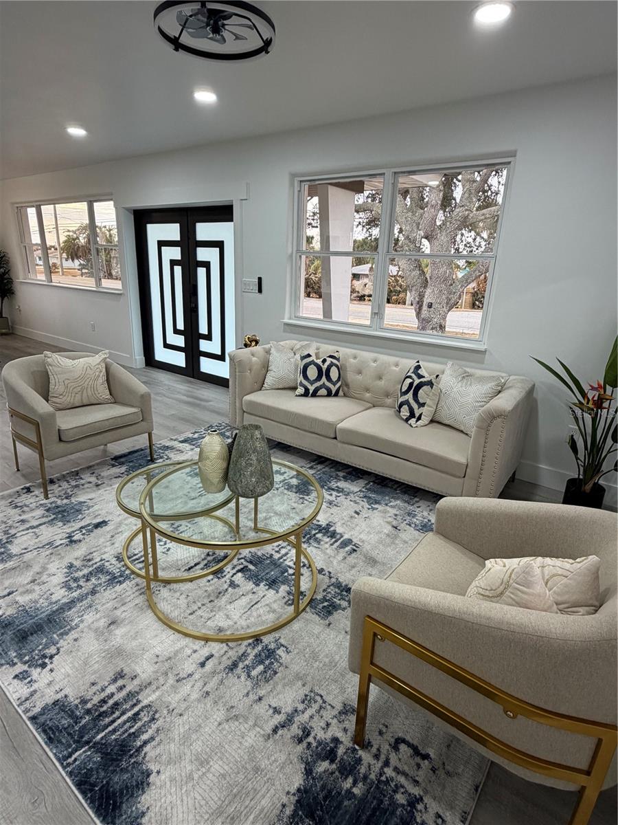 Image 4 of 28 For 2061 Peninsula Drive