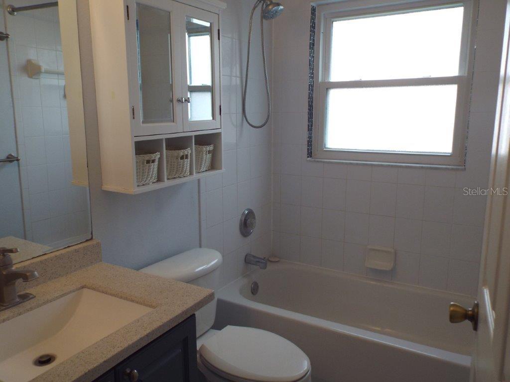 Image 19 of 23 For 3251 Countryside View Drive