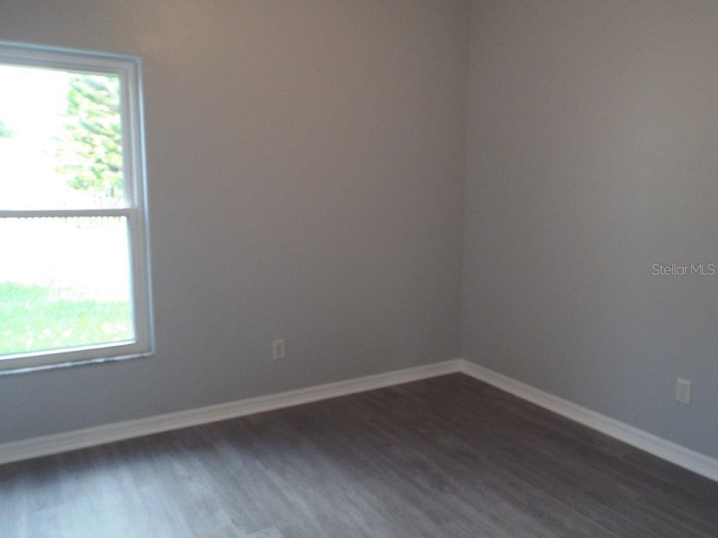 Image 20 of 23 For 3251 Countryside View Drive