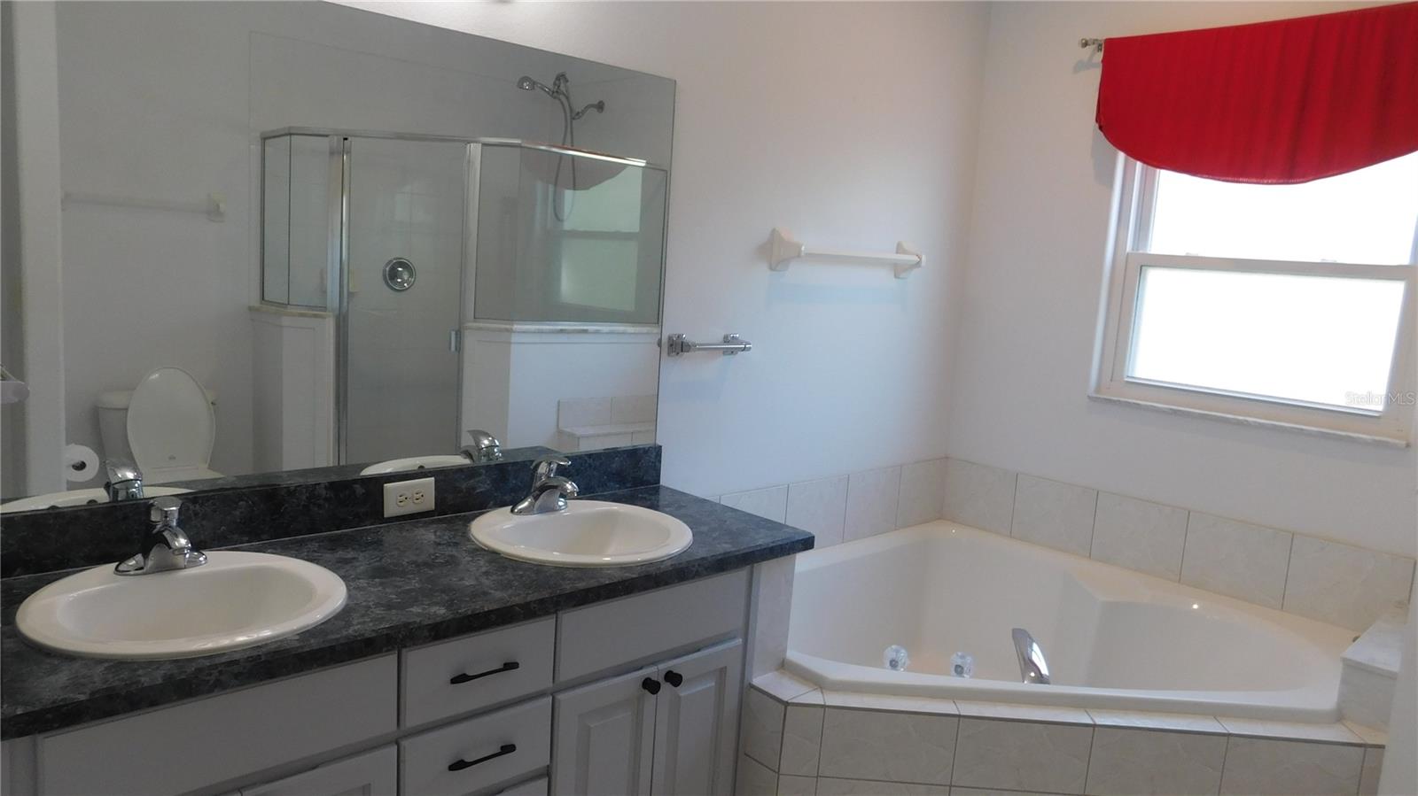 Image 8 of 23 For 3251 Countryside View Drive