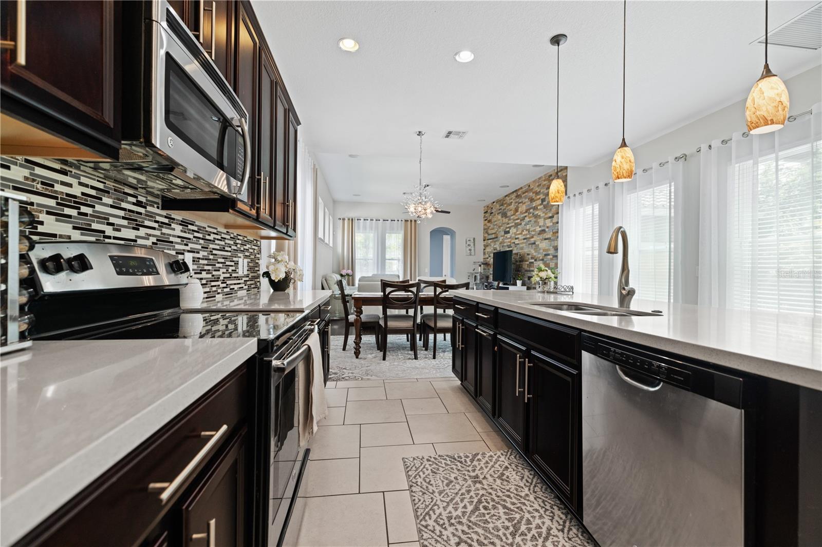 Image 39 of 51 For 8268 Bellow Street