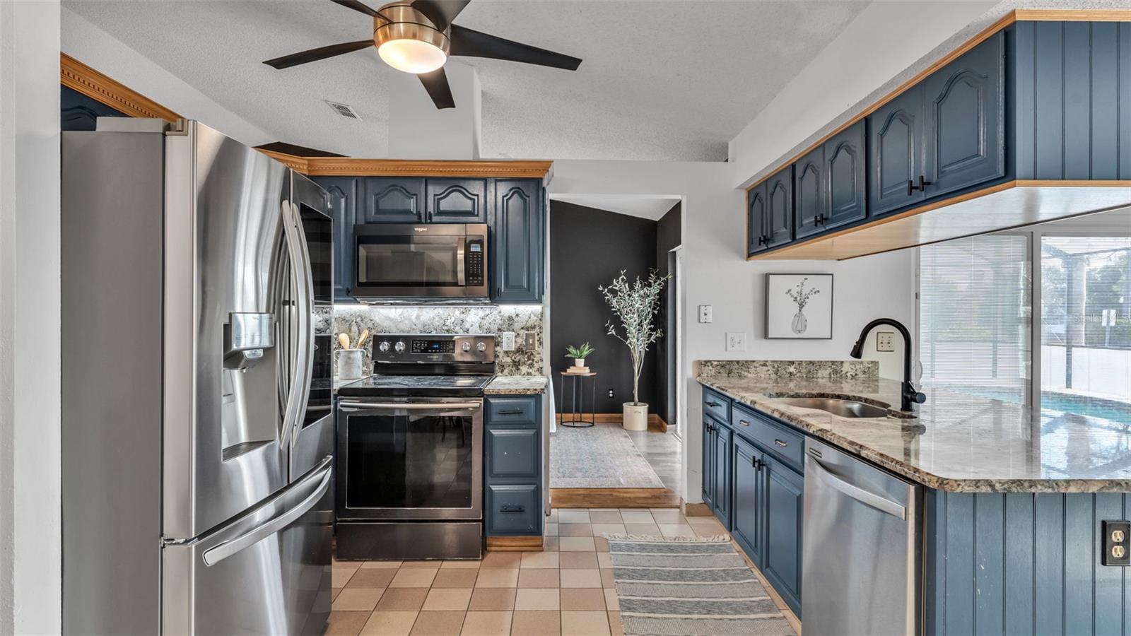 Image 23 of 53 For 7719 Landsdowne Lane