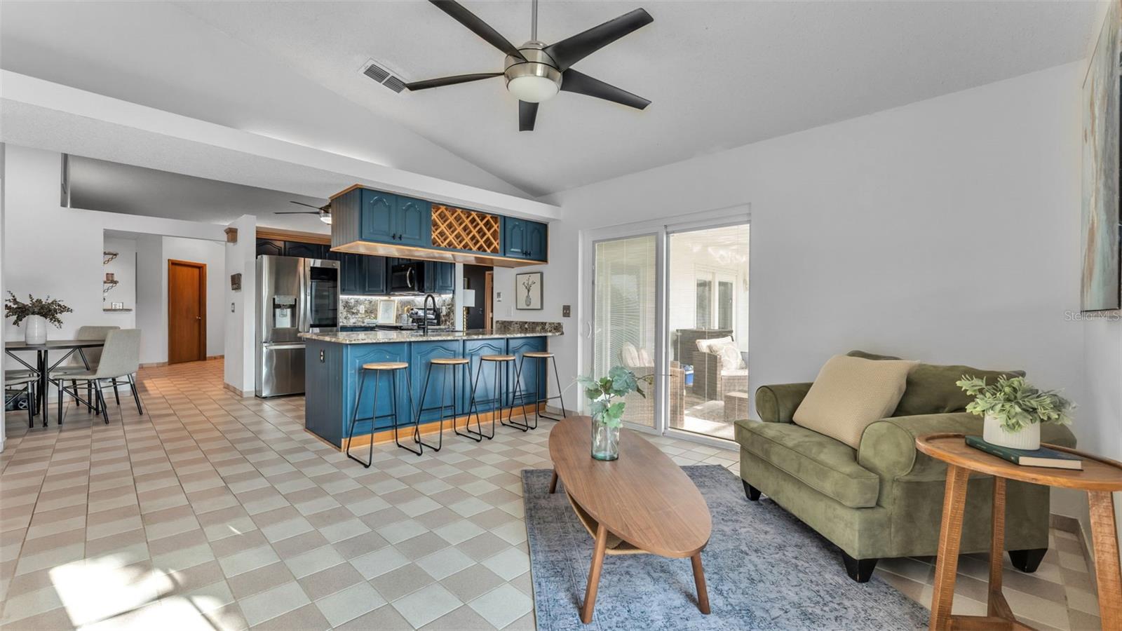 Image 28 of 53 For 7719 Landsdowne Lane