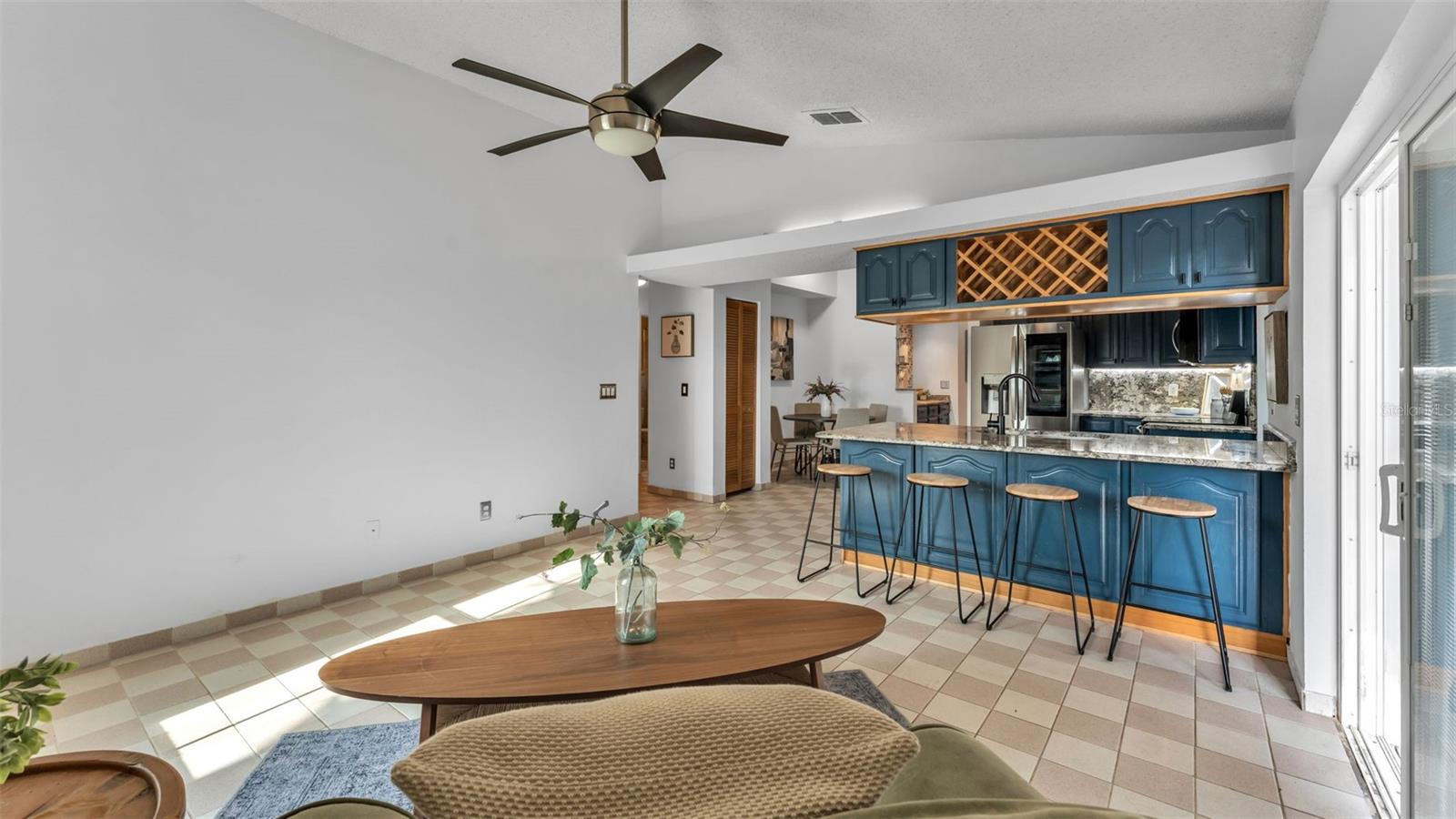 Image 29 of 53 For 7719 Landsdowne Lane