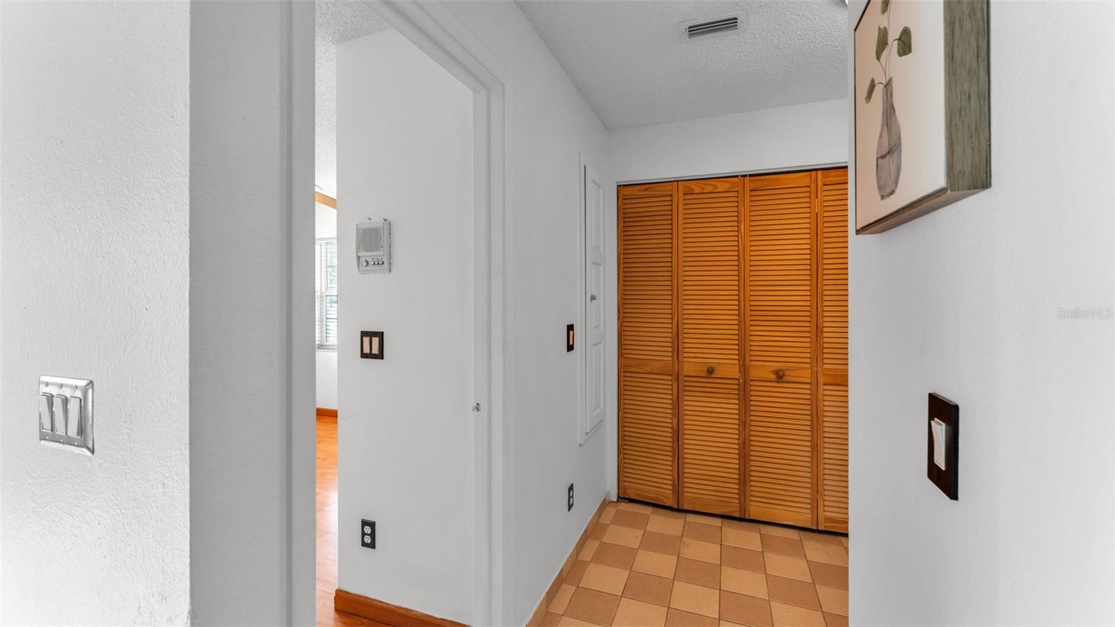 Image 30 of 53 For 7719 Landsdowne Lane