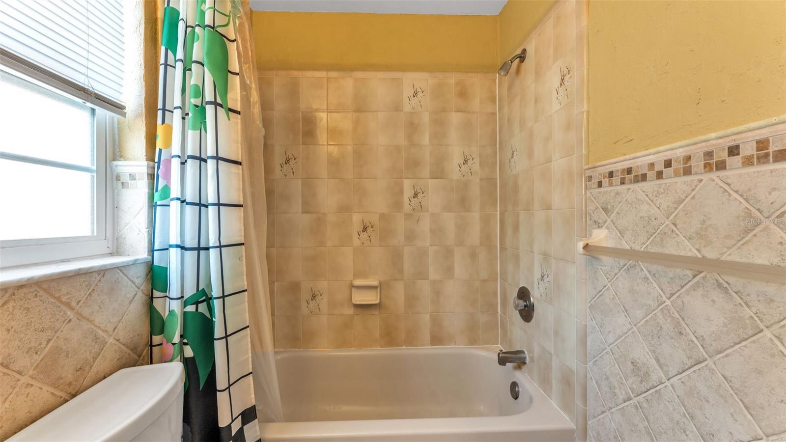 Image 35 of 53 For 7719 Landsdowne Lane