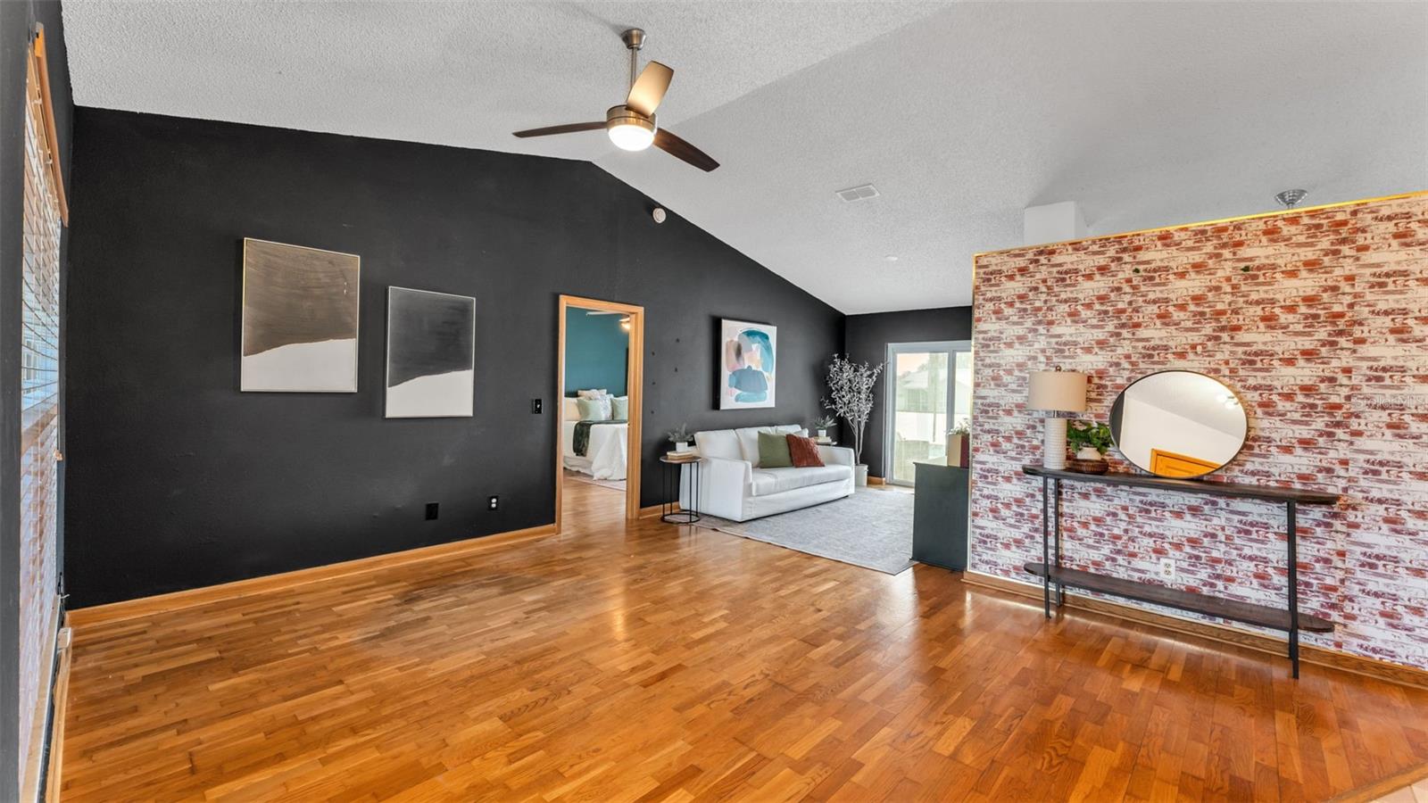 Image 5 of 53 For 7719 Landsdowne Lane