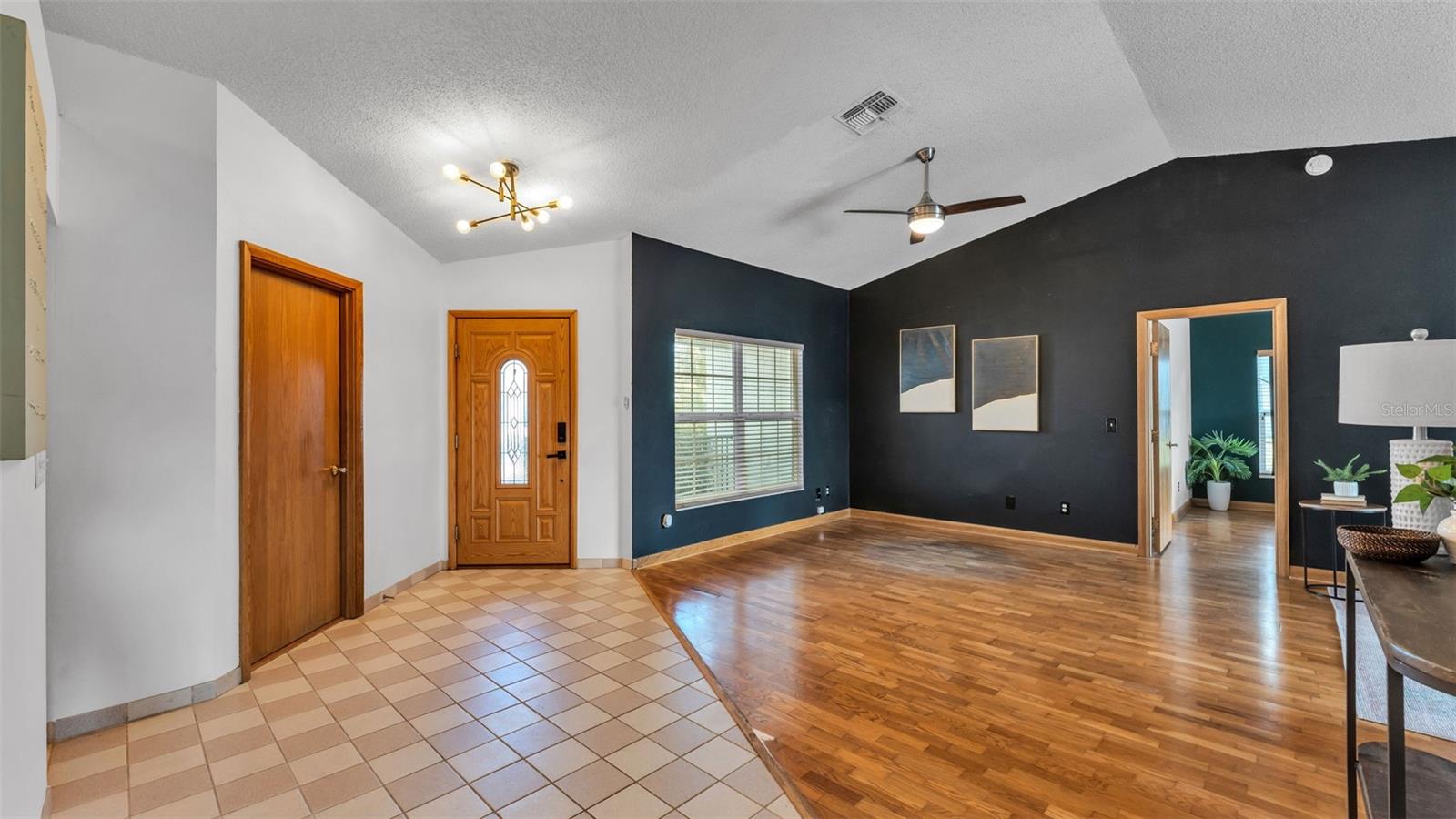 Image 7 of 53 For 7719 Landsdowne Lane