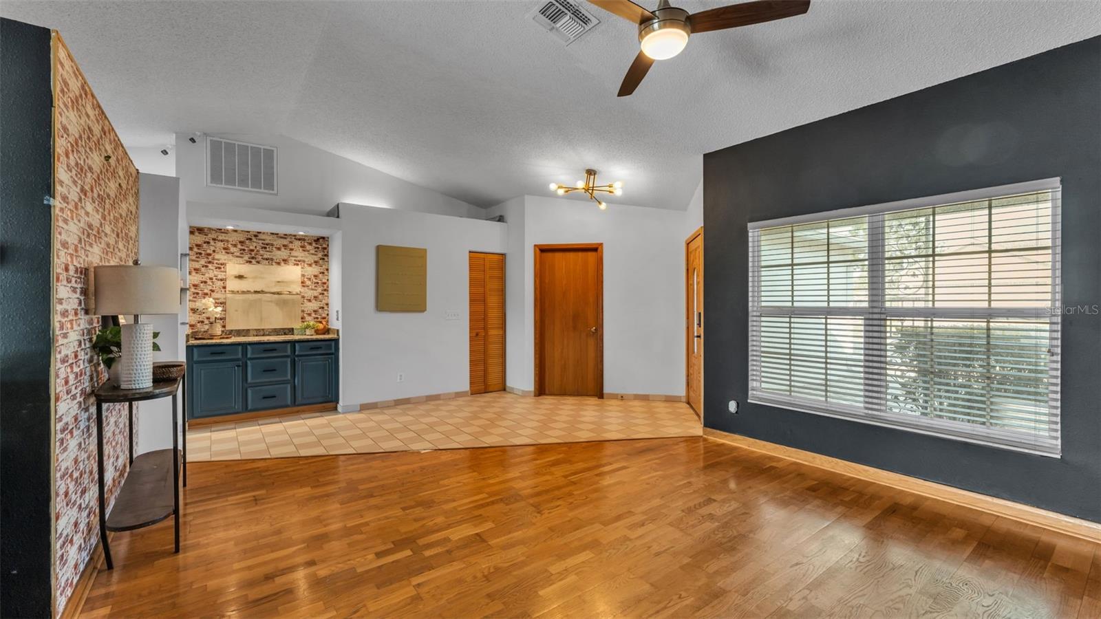 Image 9 of 53 For 7719 Landsdowne Lane