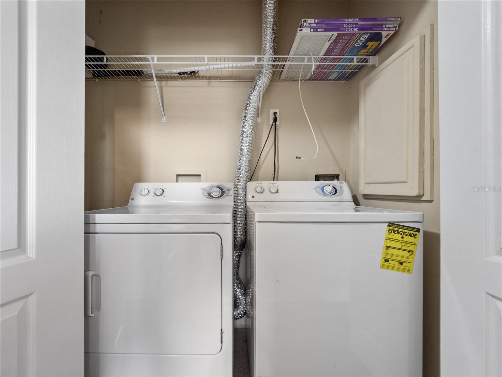 Image 17 of 20 For 2077 Dixie Belle Drive 2077c