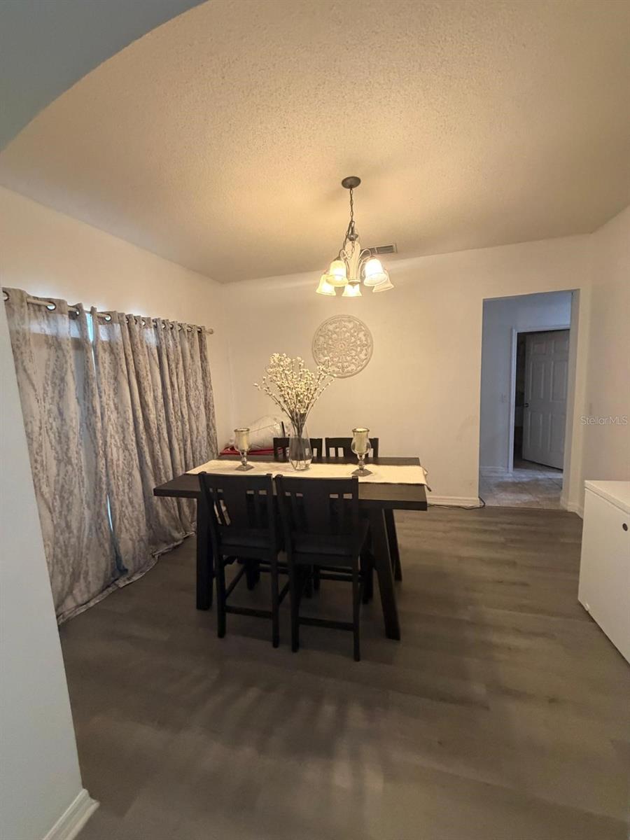 Image 16 of 29 For 430 Merlot Drive