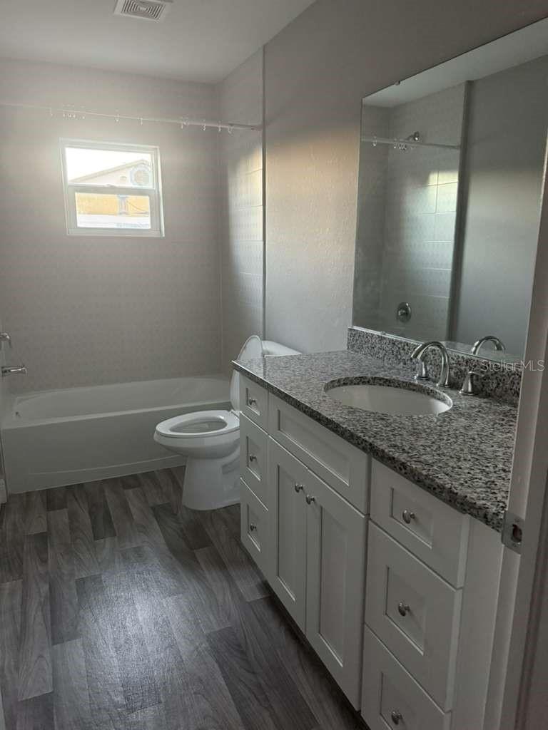 Image 12 of 15 For 2117 Winger Avenue