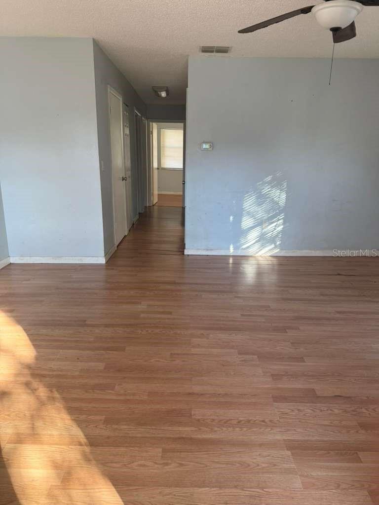 Image 6 of 15 For 2117 Winger Avenue